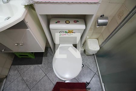 Apartamento à venda com 74m², 2 quartos e 1 vagaBanheiro Social