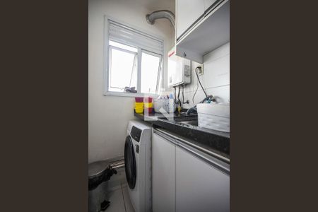 Apartamento à venda com 64m², 3 quartos e 1 vagaÁrea de serviço