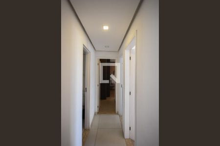 Apartamento à venda com 64m², 3 quartos e 1 vagaCorredor
