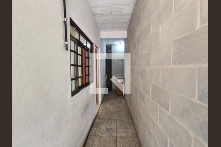 Corredor  de casa para alugar com 3 quartos, 55m² em Xangri-lá, Contagem