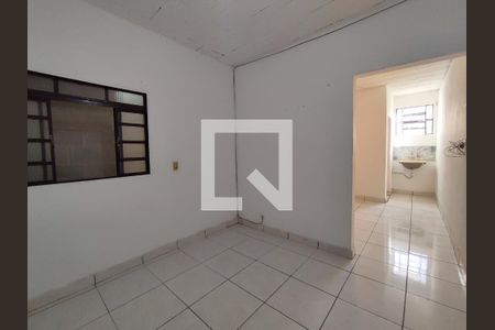 Quarto  de casa para alugar com 3 quartos, 55m² em Xangri-lá, Contagem