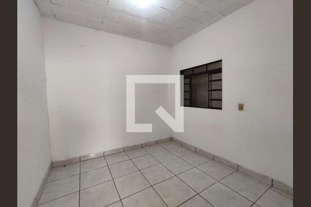 Quarto  de casa para alugar com 3 quartos, 55m² em Xangri-lá, Contagem