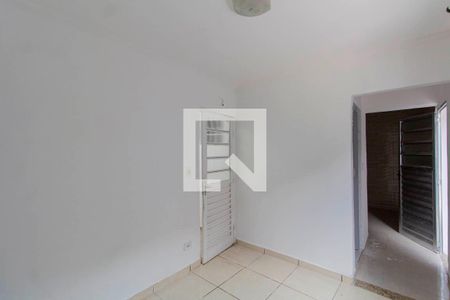 Sala de casa para alugar com 2 quartos, 70m² em Vila Nhocuné, São Paulo