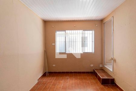 Quarto 2 de casa para alugar com 2 quartos, 70m² em Vila Nhocuné, São Paulo