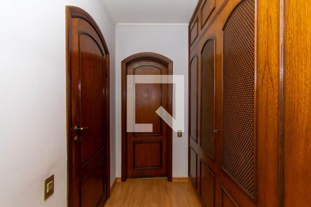 Casa à venda com 420m², 4 quartos e 4 vagasSuíte 1