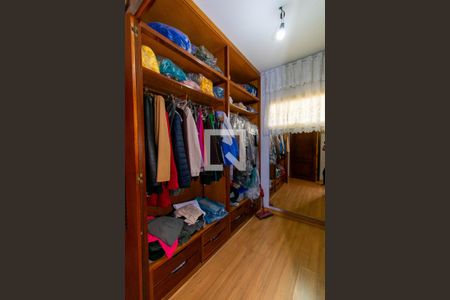 Casa à venda com 420m², 4 quartos e 4 vagasCloset da suíte 1