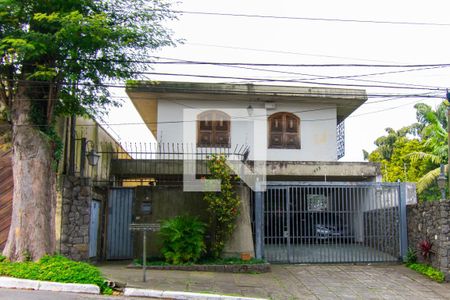 Casa à venda com 420m², 4 quartos e 4 vagasFachada