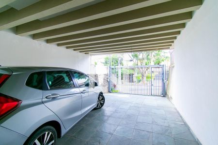 Casa à venda com 420m², 4 quartos e 4 vagasGaragem