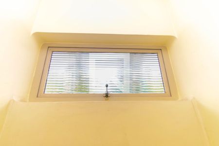 Casa à venda com 420m², 4 quartos e 4 vagasCorredor - Sapateiro