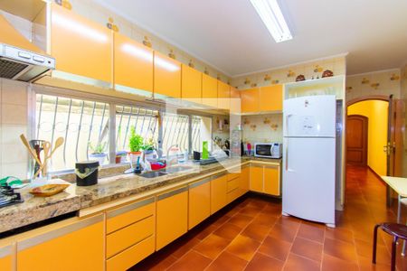 Casa à venda com 420m², 4 quartos e 4 vagasCozinha