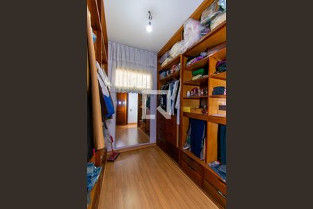 Casa à venda com 420m², 4 quartos e 4 vagasCloset da suíte 1