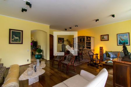 Sala de casa à venda com 4 quartos, 420m² em Vila da Saúde, São Paulo