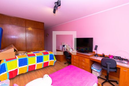 Casa à venda com 420m², 4 quartos e 4 vagasSuíte 2