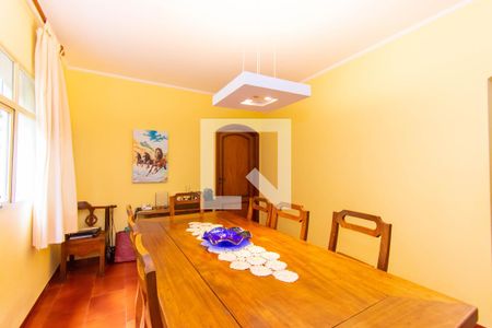 Casa à venda com 420m², 4 quartos e 4 vagasCopa