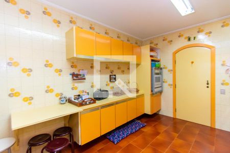 Casa à venda com 420m², 4 quartos e 4 vagasCozinha