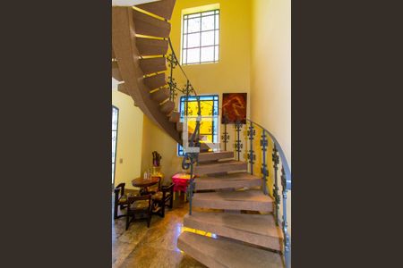 Casa à venda com 420m², 4 quartos e 4 vagasHall de entrada