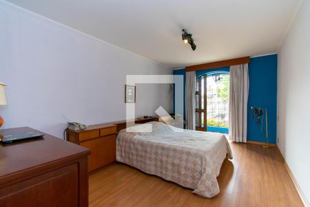 Casa à venda com 420m², 4 quartos e 4 vagasSuíte 1