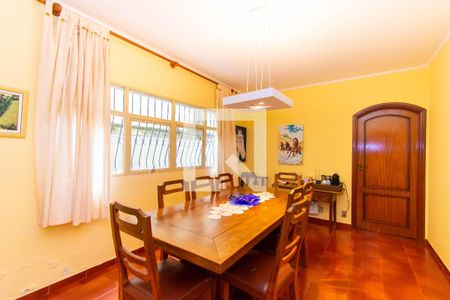 Casa à venda com 420m², 4 quartos e 4 vagasCopa