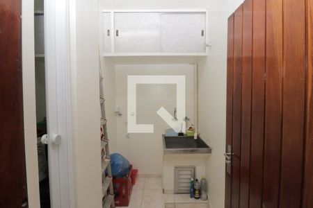 Casa à venda com 168m², 4 quartos e 2 vagas Casa à venda com 168m², 4 quartos e 2 vagasÁrea de Serviço