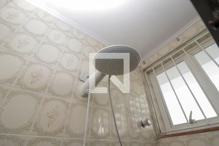 Casa à venda com 168m², 4 quartos e 2 vagas Casa à venda com 168m², 4 quartos e 2 vagasBanheiro Social