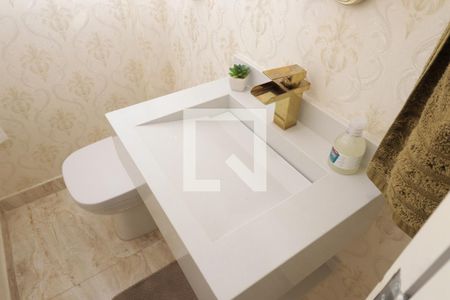 Casa à venda com 168m², 4 quartos e 2 vagas Casa à venda com 168m², 4 quartos e 2 vagasLavabo