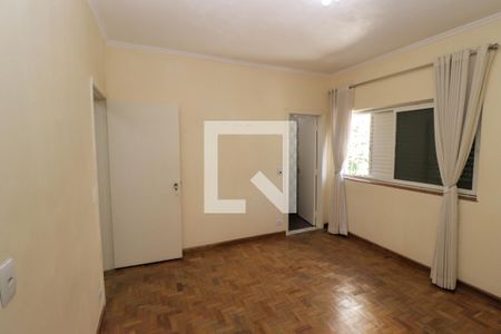 Casa à venda com 168m², 4 quartos e 2 vagas Casa à venda com 168m², 4 quartos e 2 vagasQuarto Suíte