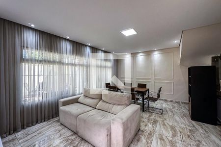 Sala de casa para alugar com 3 quartos, 145m² em Parque São Jorge, São Paulo