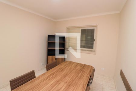 Casa à venda com 168m², 4 quartos e 2 vagas Casa à venda com 168m², 4 quartos e 2 vagasEscritório