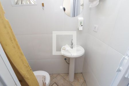 Casa à venda com 168m², 4 quartos e 2 vagas Casa à venda com 168m², 4 quartos e 2 vagasLavabo