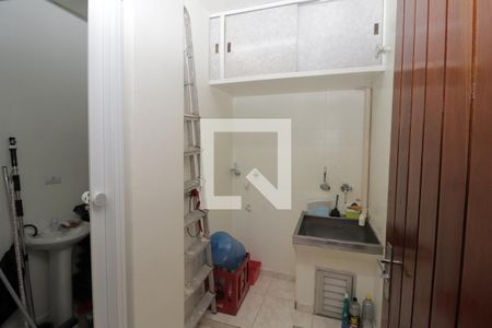 Casa à venda com 168m², 4 quartos e 2 vagas Casa à venda com 168m², 4 quartos e 2 vagasÁrea de Serviço