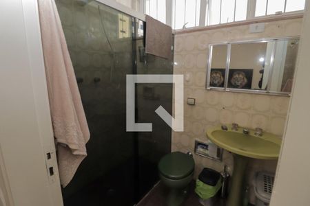 Casa à venda com 168m², 4 quartos e 2 vagas Casa à venda com 168m², 4 quartos e 2 vagasBanheiro Social