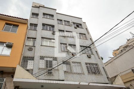 Apartamento à venda com 70m², 2 quartos e 1 vagaFachada
