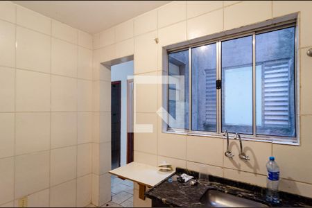 Casa para alugar com 60m², 2 quartos e sem vagaCozinha