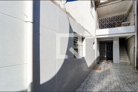 Casa para alugar com 60m², 2 quartos e sem vagaEntrada