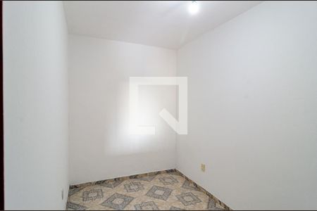 Quarto 2 de casa para alugar com 2 quartos, 60m² em Vila Fachini, São Paulo