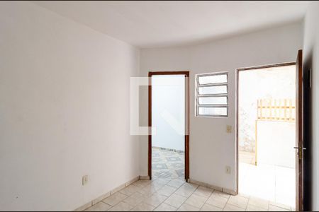 Sala de casa para alugar com 2 quartos, 60m² em Vila Fachini, São Paulo