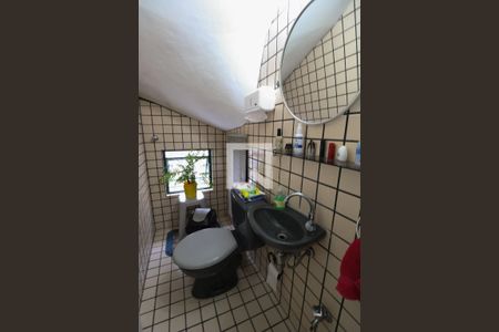 Lavabo de casa à venda com 3 quartos, 112m² em Ferreira, São Paulo