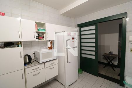 Casa à venda com 112m², 3 quartos e 2 vagas Casa à venda com 112m², 3 quartos e 2 vagasCozinha