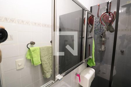 Casa à venda com 112m², 3 quartos e 2 vagas Casa à venda com 112m², 3 quartos e 2 vagasBanheiro da Suíte