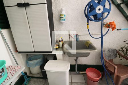 Casa à venda com 112m², 3 quartos e 2 vagas Casa à venda com 112m², 3 quartos e 2 vagasÁrea de Serviço 2