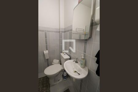 Casa à venda com 112m², 3 quartos e 2 vagas Casa à venda com 112m², 3 quartos e 2 vagasBanheiro de Serviço