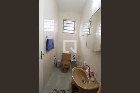 Casa à venda com 112m², 3 quartos e 2 vagas Casa à venda com 112m², 3 quartos e 2 vagasBanheiro