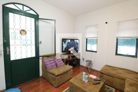 Sala de casa à venda com 3 quartos, 112m² em Ferreira, São Paulo