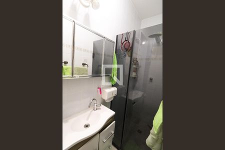 Casa à venda com 112m², 3 quartos e 2 vagas Casa à venda com 112m², 3 quartos e 2 vagasBanheiro da Suíte