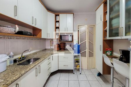 Apartamento à venda com 96m², 3 quartos e 2 vagasCozinha