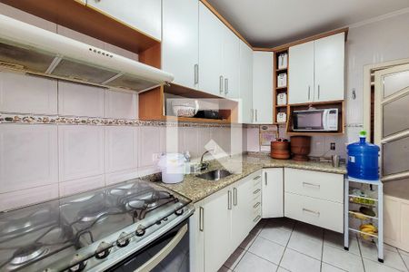 Apartamento à venda com 96m², 3 quartos e 2 vagasCozinha
