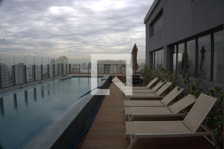 Studio para alugar com 26m², 1 quarto e sem vagaÁrea comum - Piscina