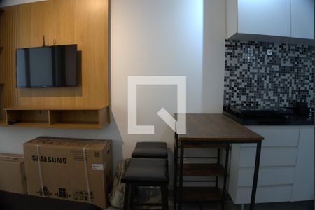 Sala / Quarto de kitnet/studio para alugar com 1 quarto, 26m² em Vila Mariana, São Paulo
