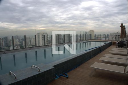 Studio para alugar com 26m², 1 quarto e sem vagaÁrea comum - Piscina