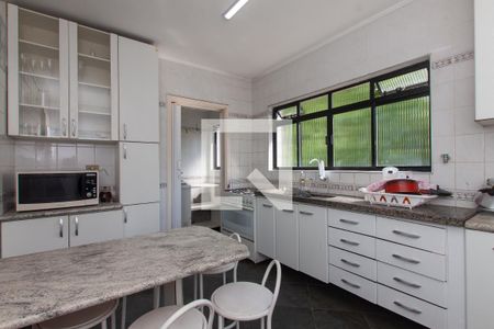 Apartamento para alugar com 130m², 3 quartos e 2 vagasCozinha